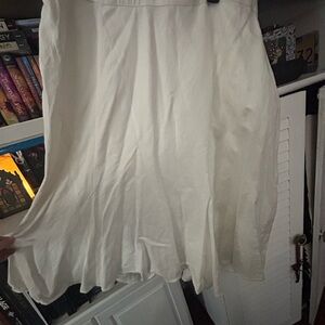 Elegant White Women's Skirt